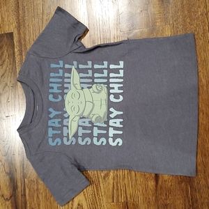 Boys Star Wars Baby Yoda graphic print tshirt size XS(4/5)